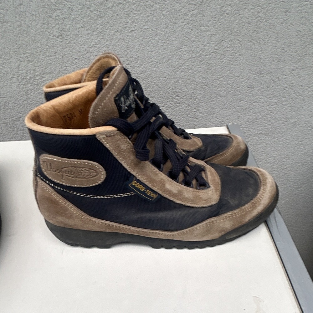 vintage Vasque Skywalk Gore-Tex hiking boots tan suede and navy blue 7.5 - Picture 2 of 9
